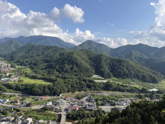 ベリル・ダイアリー | 青空と緑に囲まれた「山寺」 ベリル・ダイアリー | 青空と緑に囲まれた「山寺」