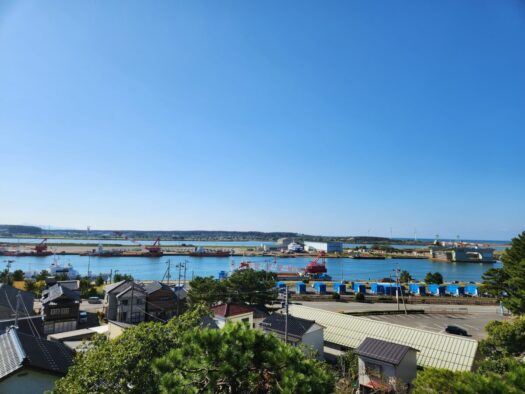 ハピネスダイアリー | 快晴で 心地よい場所でのんびり 日和山公園 酒田市