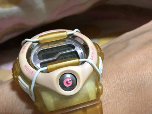 ハピネスダイアリー | 至福のひとときを刻む 心の時計