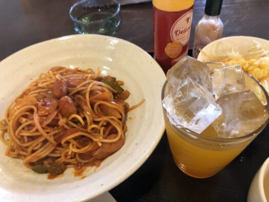 ハピネスダイアリー | 濃厚ケチャップ味のナポリタン 絶妙な美味しさ ロビン 酒田