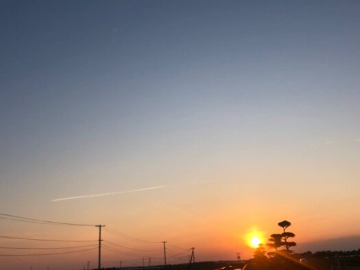 ハピネスダイアリー | 夕日に癒される。心も体もスッキリ快適ウォーキング
