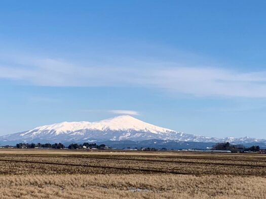 ルナ ダイアリー | こころいやされるすがすがしい山々 鶴岡市