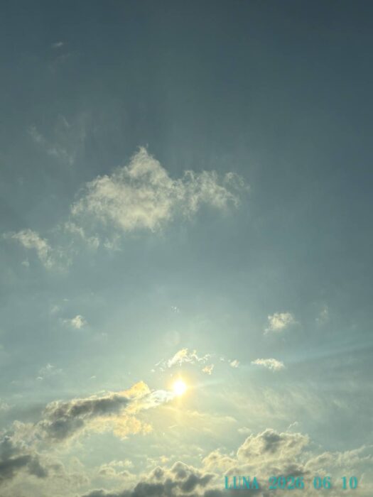 ルナ ダイアリー | 深呼吸する心の青空